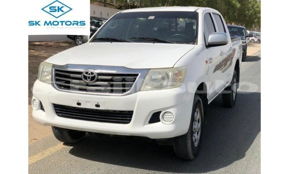 Buy Import Toyota Hilux White Car in Import - Dubai in Dushanbe Buy Import Toyota Hilux White Car in Import - Dubai in Dushanbe