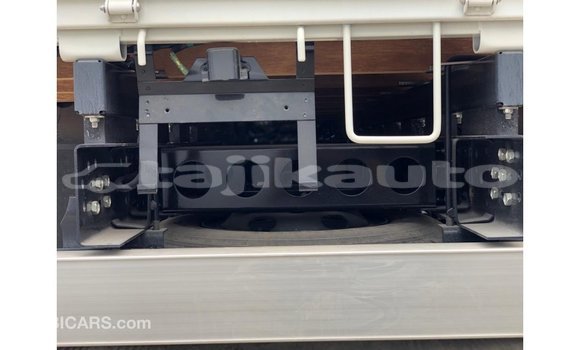 Buy Import Isuzu Rodeo White Car in Import - Dubai in Dushanbe Buy Import Isuzu Rodeo White Car in Import - Dubai in Dushanbe