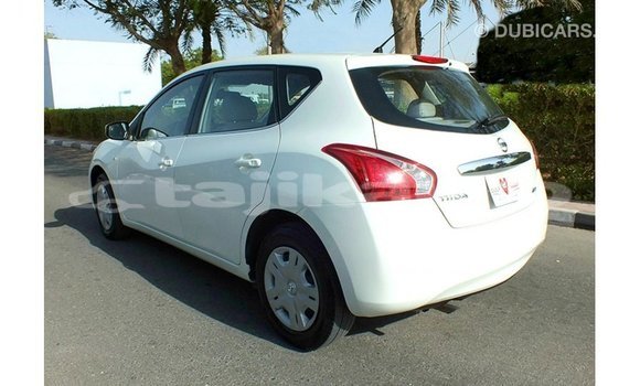 Buy Import Nissan Tiida White Car in Import - Dubai in Dushanbe Buy Import Nissan Tiida White Car in Import - Dubai in Dushanbe