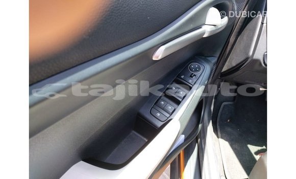 Buy Import Kia Carens Other Car in Import - Dubai in Dushanbe Buy Import Kia Carens Other Car in Import - Dubai in Dushanbe
