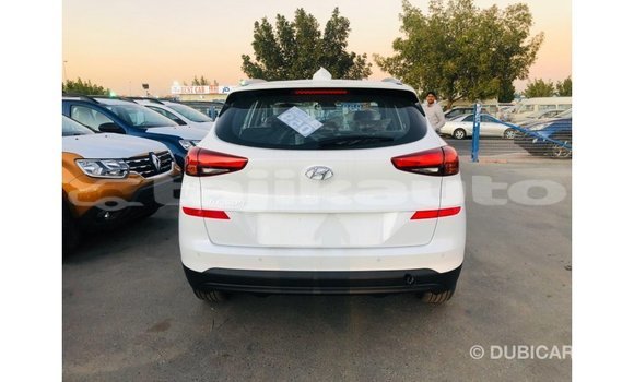 Buy Import Hyundai Tucson White Car in Import - Dubai in Dushanbe Buy Import Hyundai Tucson White Car in Import - Dubai in Dushanbe