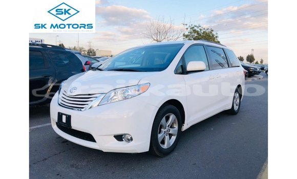 Buy Import Toyota Sienna White Car in Import - Dubai in Dushanbe Buy Import Toyota Sienna White Car in Import - Dubai in Dushanbe