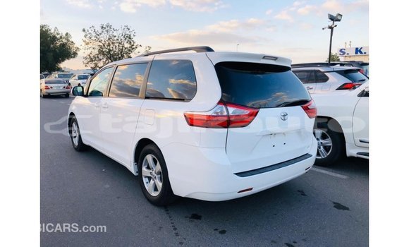Buy Import Toyota Sienna White Car in Import - Dubai in Dushanbe Buy Import Toyota Sienna White Car in Import - Dubai in Dushanbe