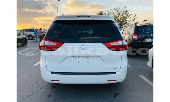 Buy Import Toyota Sienna White Car in Import - Dubai in Dushanbe Buy Import Toyota Sienna White Car in Import - Dubai in Dushanbe