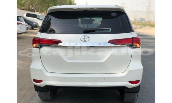 Buy Import Toyota Fortuner White Car in Import - Dubai in Dushanbe Buy Import Toyota Fortuner White Car in Import - Dubai in Dushanbe