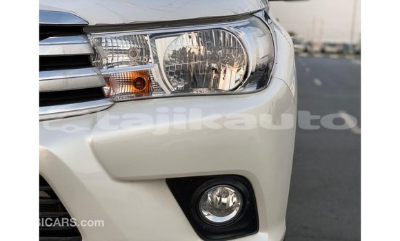Buy Import Toyota Hilux White Car in Import - Dubai in Dushanbe Buy Import Toyota Hilux White Car in Import - Dubai in Dushanbe