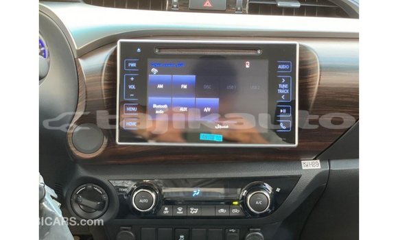 Buy Import Toyota Hilux White Car in Import - Dubai in Dushanbe Buy Import Toyota Hilux White Car in Import - Dubai in Dushanbe