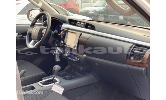 Buy Import Toyota Hilux White Car in Import - Dubai in Dushanbe Buy Import Toyota Hilux White Car in Import - Dubai in Dushanbe