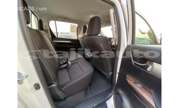 Buy Import Toyota Hilux White Car in Import - Dubai in Dushanbe Buy Import Toyota Hilux White Car in Import - Dubai in Dushanbe