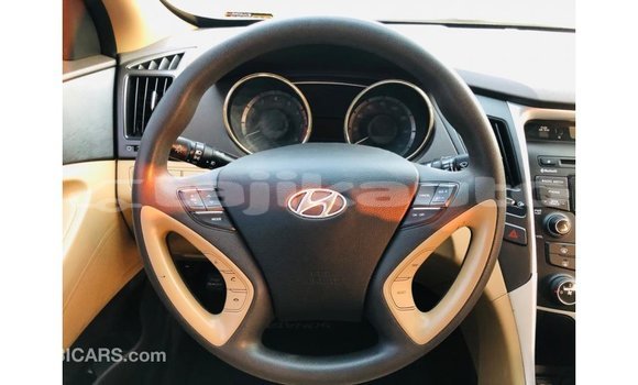 Buy Import Hyundai Sonata Red Car in Import - Dubai in Dushanbe Buy Import Hyundai Sonata Red Car in Import - Dubai in Dushanbe