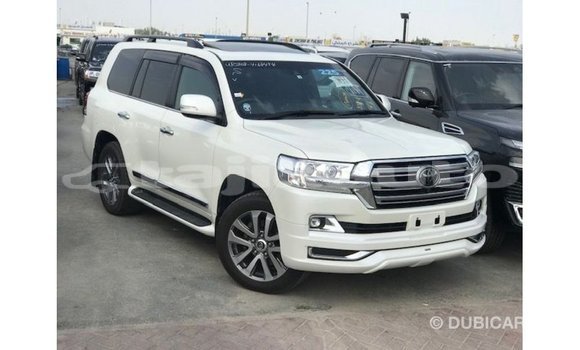 Buy Import Toyota Land Cruiser White Car in Import - Dubai in Dushanbe Buy Import Toyota Land Cruiser White Car in Import - Dubai in Dushanbe