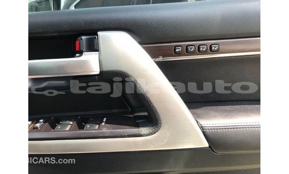 Buy Import Toyota Land Cruiser White Car in Import - Dubai in Dushanbe Buy Import Toyota Land Cruiser White Car in Import - Dubai in Dushanbe