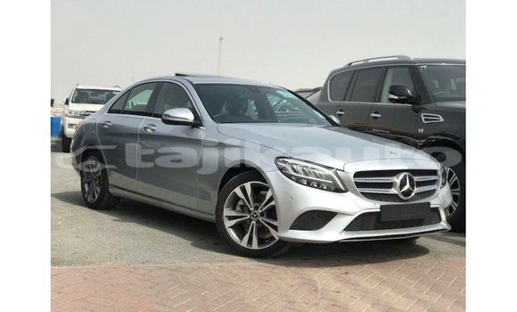 Buy Import Mercedes-Benz 200 Other Car in Import - Dubai in Dushanbe