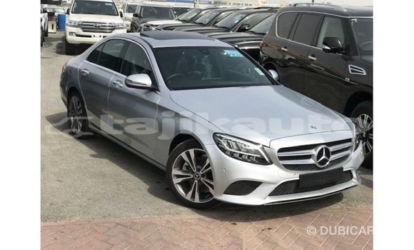 Buy Import Mercedes-Benz 200 Other Car in Import - Dubai in Dushanbe Buy Import Mercedes-Benz 200 Other Car in Import - Dubai in Dushanbe