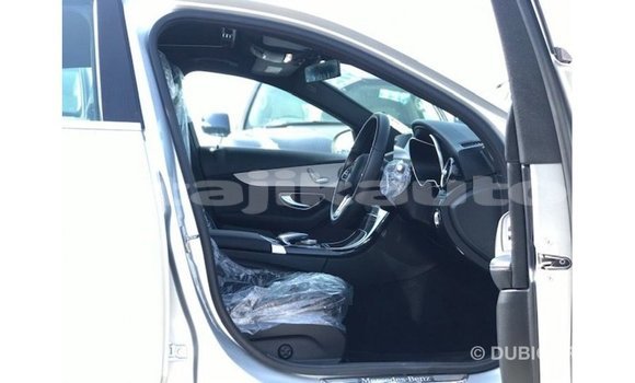 Buy Import Mercedes-Benz 200 Other Car in Import - Dubai in Dushanbe Buy Import Mercedes-Benz 200 Other Car in Import - Dubai in Dushanbe