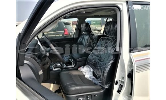 Buy Import Toyota Land Cruiser White Car in Import - Dubai in Dushanbe Buy Import Toyota Land Cruiser White Car in Import - Dubai in Dushanbe