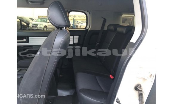 Buy Import Toyota FJ Cruiser White Car in Import - Dubai in Dushanbe Buy Import Toyota FJ Cruiser White Car in Import - Dubai in Dushanbe