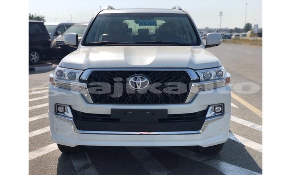 Buy Import Toyota Land Cruiser White Car in Import - Dubai in Dushanbe Buy Import Toyota Land Cruiser White Car in Import - Dubai in Dushanbe