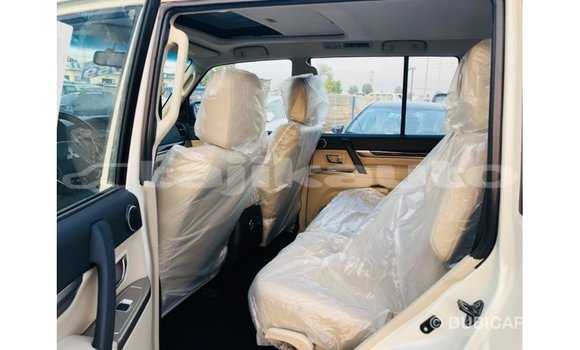 Buy Import Mitsubishi Pajero White Car in Import - Dubai in Dushanbe Buy Import Mitsubishi Pajero White Car in Import - Dubai in Dushanbe