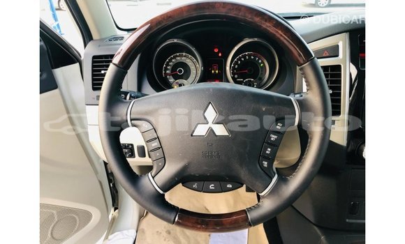 Buy Import Mitsubishi Pajero White Car in Import - Dubai in Dushanbe Buy Import Mitsubishi Pajero White Car in Import - Dubai in Dushanbe