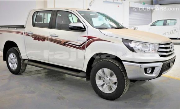 Buy Import Toyota Hilux White Car in Import - Dubai in Dushanbe Buy Import Toyota Hilux White Car in Import - Dubai in Dushanbe
