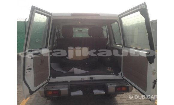 Buy Import Toyota Land Cruiser White Car in Import - Dubai in Dushanbe Buy Import Toyota Land Cruiser White Car in Import - Dubai in Dushanbe