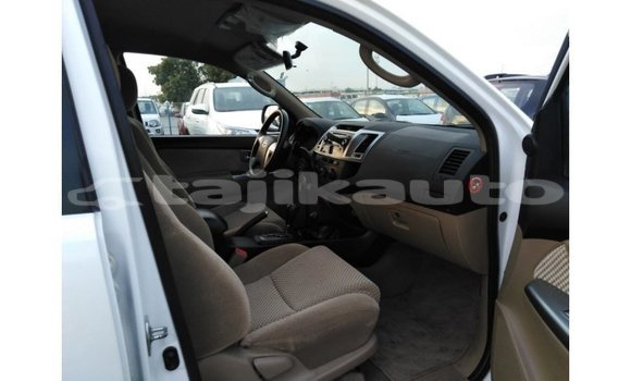 Buy Import Toyota Fortuner White Car in Import - Dubai in Dushanbe Buy Import Toyota Fortuner White Car in Import - Dubai in Dushanbe