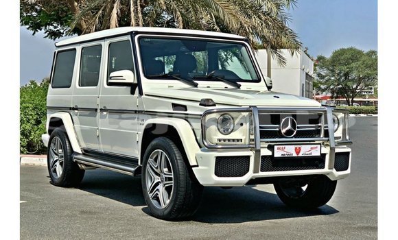 Buy Import Mercedes-Benz 190 White Car in Import - Dubai in Dushanbe