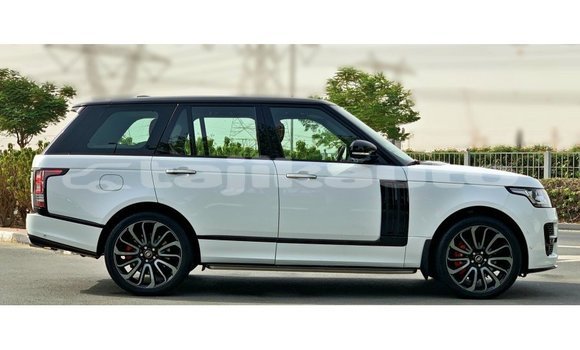 Buy Import Land Rover Range Rover White Car in Import - Dubai in Dushanbe Buy Import Land Rover Range Rover White Car in Import - Dubai in Dushanbe