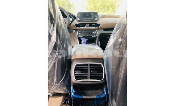 Buy Import Hyundai Santa Fe Green Car in Import - Dubai in Dushanbe Buy Import Hyundai Santa Fe Green Car in Import - Dubai in Dushanbe