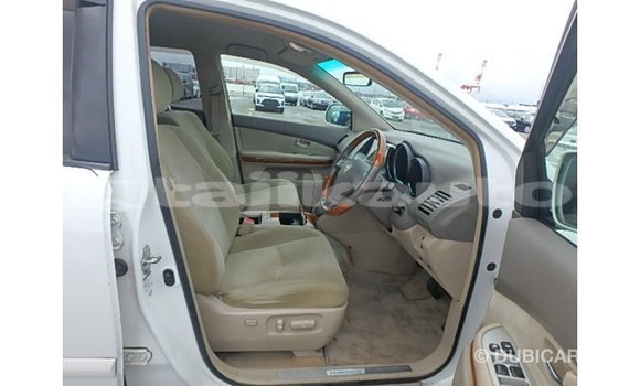 Buy Import Toyota Harrier White Car in Import - Dubai in Dushanbe Buy Import Toyota Harrier White Car in Import - Dubai in Dushanbe
