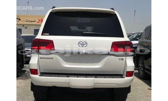 Buy Import Toyota Land Cruiser White Car in Import - Dubai in Dushanbe Buy Import Toyota Land Cruiser White Car in Import - Dubai in Dushanbe