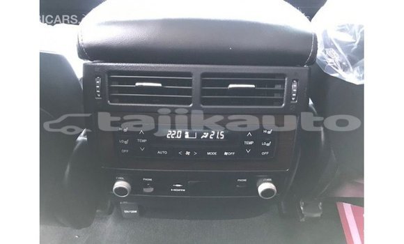 Buy Import Toyota Land Cruiser White Car in Import - Dubai in Dushanbe Buy Import Toyota Land Cruiser White Car in Import - Dubai in Dushanbe