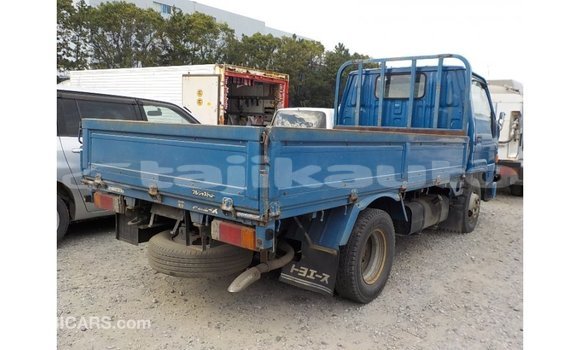 Buy Import Toyota Dyna Blue Car in Import - Dubai in Dushanbe Buy Import Toyota Dyna Blue Car in Import - Dubai in Dushanbe
