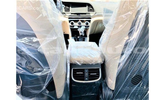 Buy Import Hyundai Elantra White Car in Import - Dubai in Dushanbe Buy Import Hyundai Elantra White Car in Import - Dubai in Dushanbe