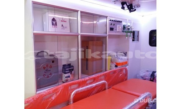 Buy Import Toyota Hiace White Car in Import - Dubai in Dushanbe Buy Import Toyota Hiace White Car in Import - Dubai in Dushanbe