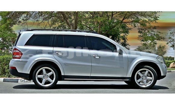 Buy Import Mercedes-Benz 190 Other Car in Import - Dubai in Dushanbe Buy Import Mercedes-Benz 190 Other Car in Import - Dubai in Dushanbe