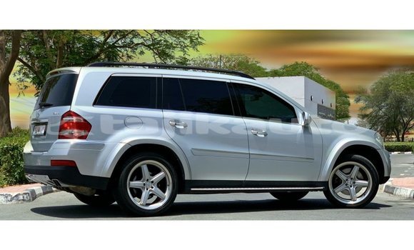 Buy Import Mercedes-Benz 190 Other Car in Import - Dubai in Dushanbe Buy Import Mercedes-Benz 190 Other Car in Import - Dubai in Dushanbe