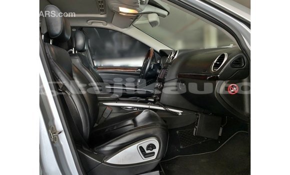 Buy Import Mercedes-Benz 190 Other Car in Import - Dubai in Dushanbe Buy Import Mercedes-Benz 190 Other Car in Import - Dubai in Dushanbe