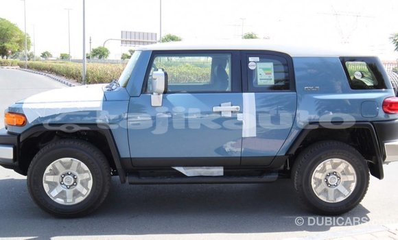 Buy Import Toyota FJ Cruiser Blue Car in Import - Dubai in Dushanbe Buy Import Toyota FJ Cruiser Blue Car in Import - Dubai in Dushanbe