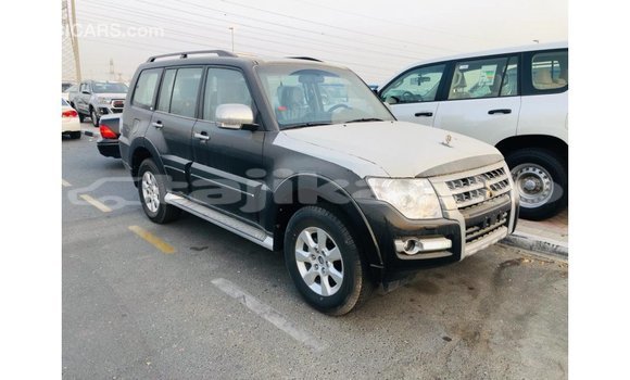 Buy Import Mitsubishi Pajero Black Car in Import - Dubai in Dushanbe Buy Import Mitsubishi Pajero Black Car in Import - Dubai in Dushanbe