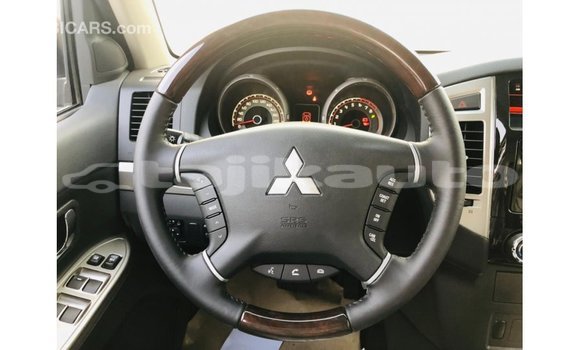 Buy Import Mitsubishi Pajero Black Car in Import - Dubai in Dushanbe Buy Import Mitsubishi Pajero Black Car in Import - Dubai in Dushanbe
