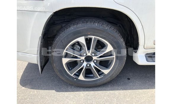 Buy Import Toyota Land Cruiser White Car in Import - Dubai in Dushanbe Buy Import Toyota Land Cruiser White Car in Import - Dubai in Dushanbe