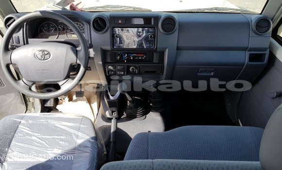 Buy Import Toyota Land Cruiser White Car in Import - Dubai in Dushanbe Buy Import Toyota Land Cruiser White Car in Import - Dubai in Dushanbe