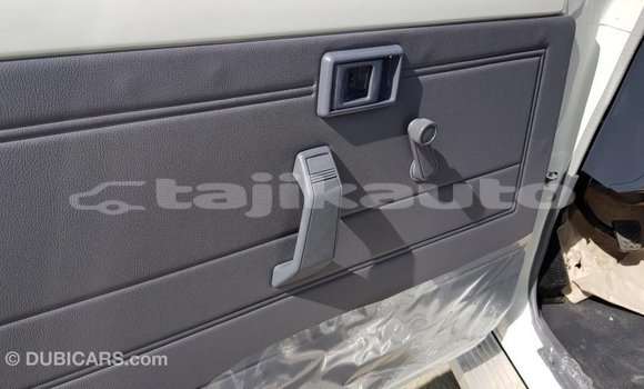 Buy Import Toyota Land Cruiser White Car in Import - Dubai in Dushanbe Buy Import Toyota Land Cruiser White Car in Import - Dubai in Dushanbe