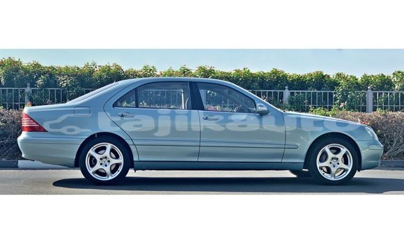 Buy Import Mercedes-Benz 200 Blue Car in Import - Dubai in Dushanbe Buy Import Mercedes-Benz 200 Blue Car in Import - Dubai in Dushanbe