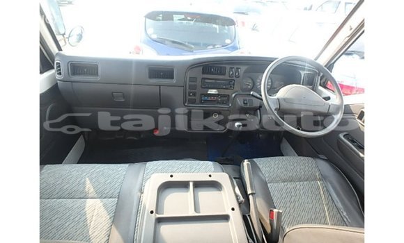 Buy Import Nissan Caravan White Car in Import - Dubai in Dushanbe Buy Import Nissan Caravan White Car in Import - Dubai in Dushanbe