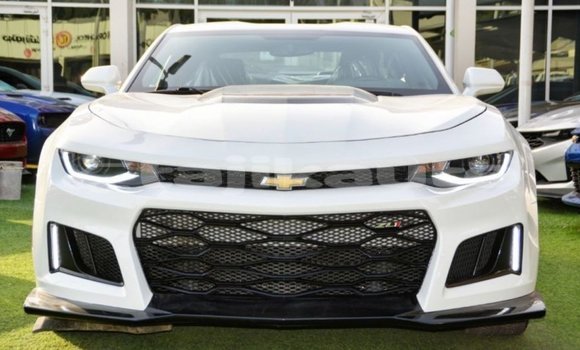 Buy Import Chevrolet Camaro White Car in Import - Dubai in Dushanbe