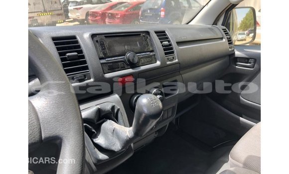 Buy Import Toyota Hiace White Car in Import - Dubai in Dushanbe Buy Import Toyota Hiace White Car in Import - Dubai in Dushanbe