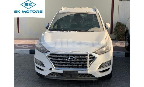 Buy Import Hyundai Tucson White Car in Import - Dubai in Dushanbe